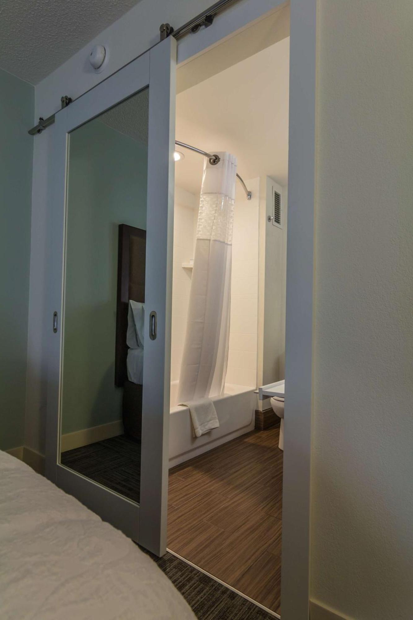 Hampton Inn Winchester-University/ Mall Dış mekan fotoğraf