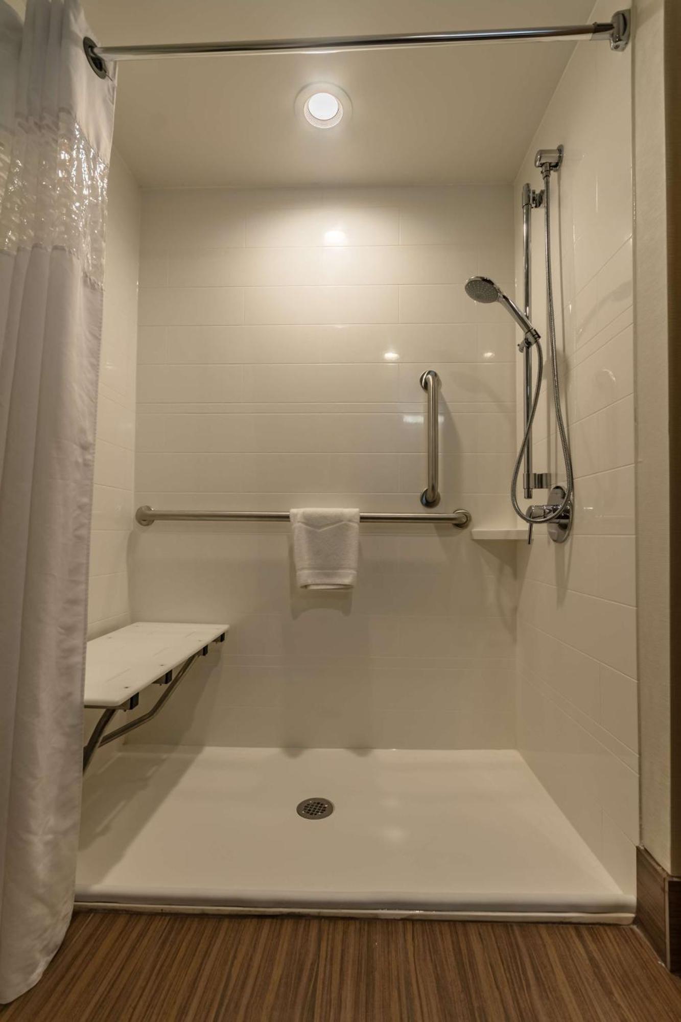 Hampton Inn Winchester-University/ Mall Dış mekan fotoğraf