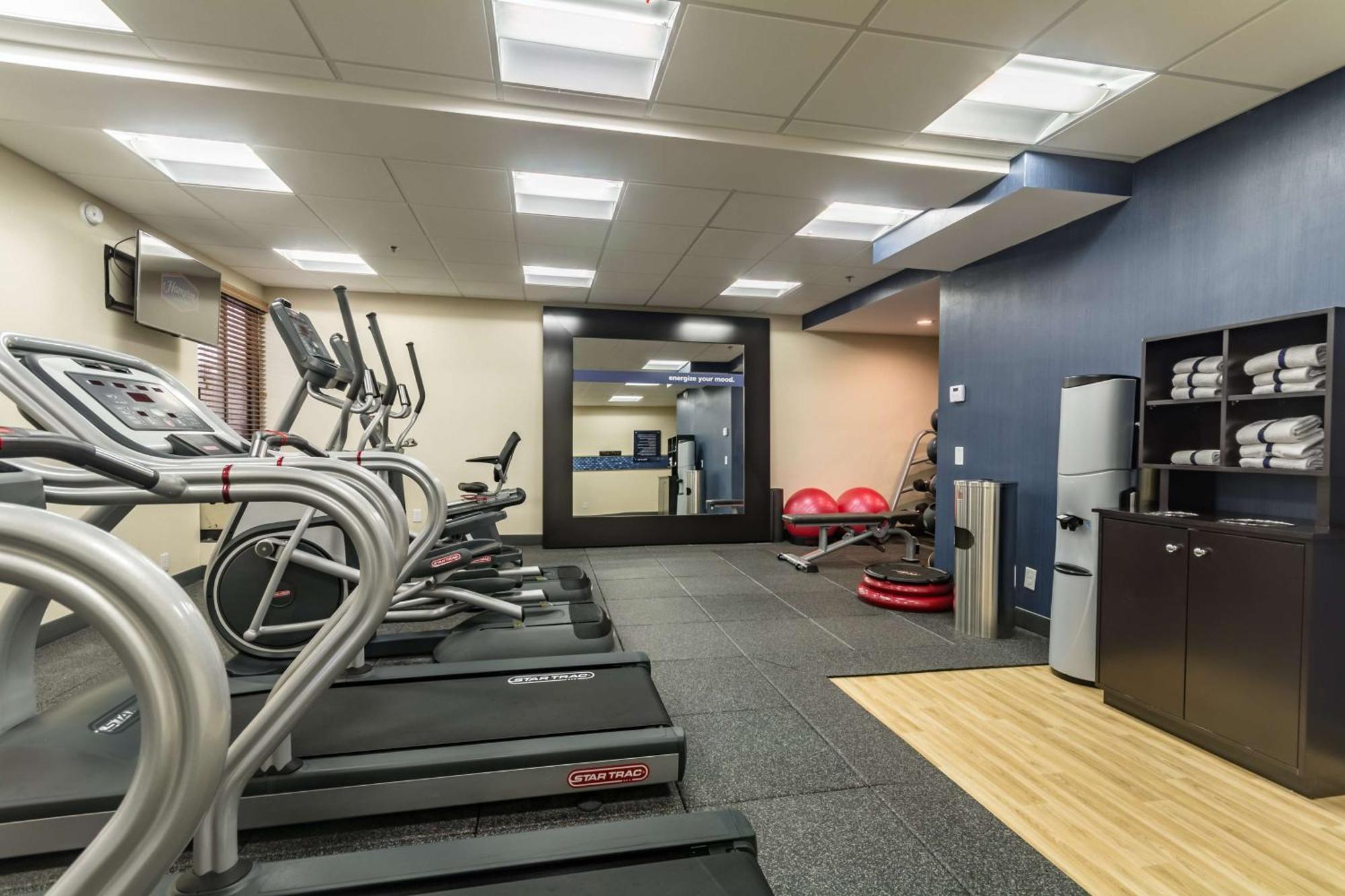 Hampton Inn Winchester-University/ Mall Dış mekan fotoğraf